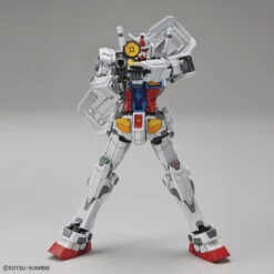 BANDAI 1/144 RX-78F00 Gundam & G-Dock -Bandai Soldes Boutique 144 rx 78f00 and g dock 3