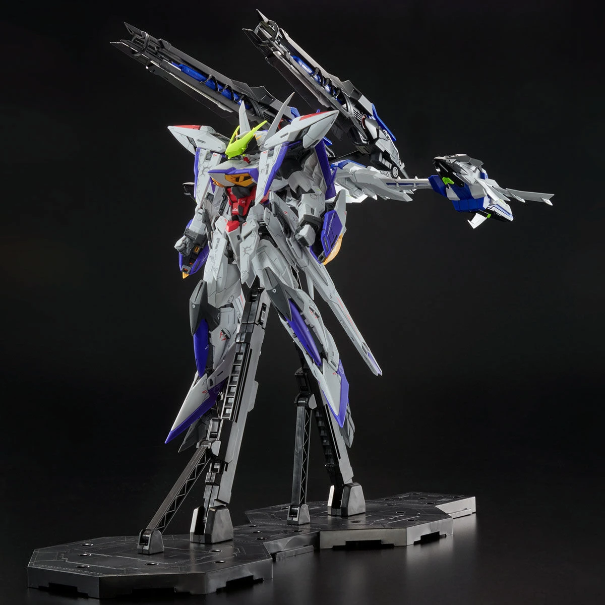 BANDAI MG 1/100 Eclipse Gundam + Raijin Striker 5 BANDAI MG 1/100 Eclipse Gundam + Raijin Striker – Image 3